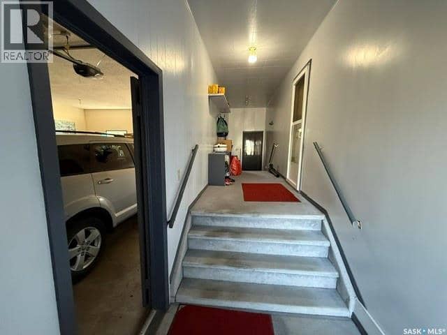 234 Saskatchewan STREET E — photo 31 of 32