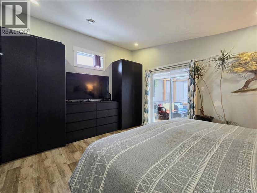 212 2ieme rue — photo 10 of 20