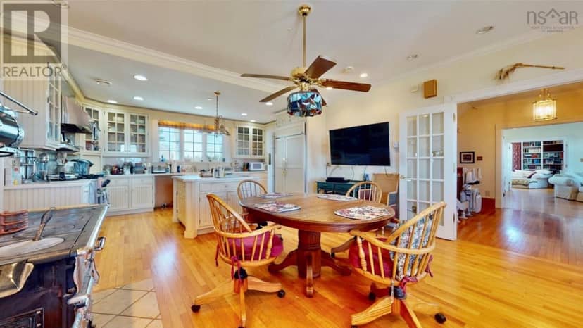 1155 Grand Pre Road — photo 17 of 40