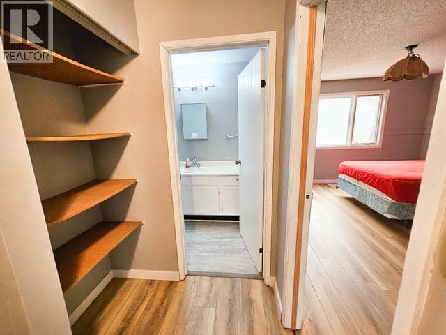 620 Yates Crescent — photo 17 of 25