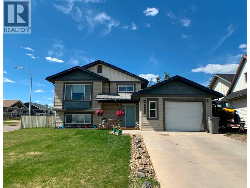 5201 HALLMARK CRESCENT, Fort Nelson