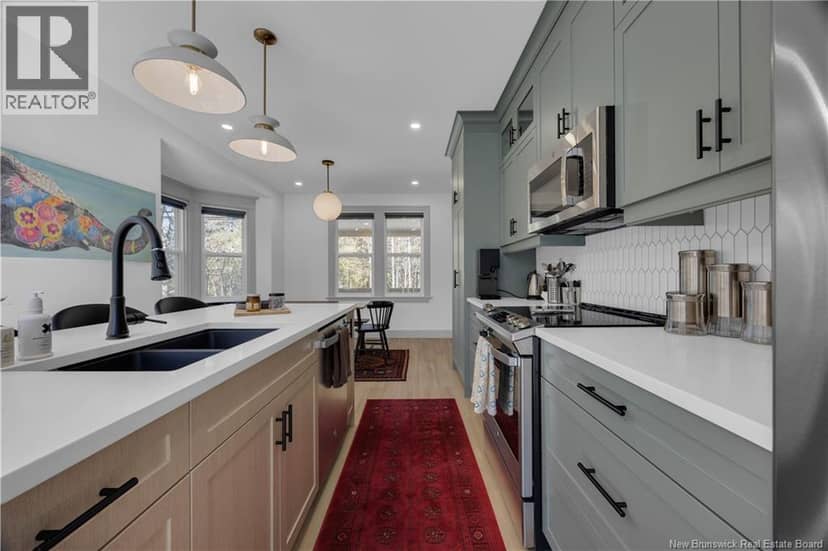 50 Hampton Road — photo 12 of 40