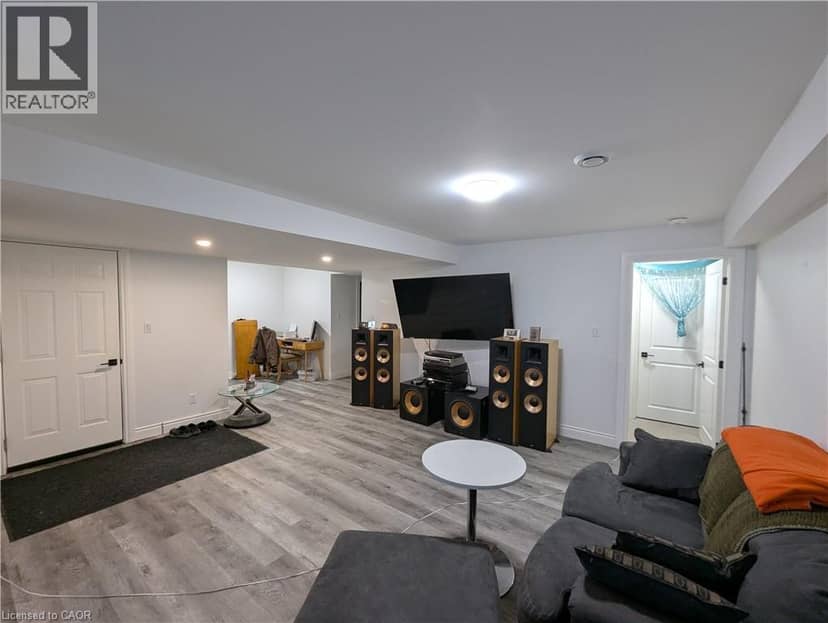 38812 VIENNA Street — photo 18 of 22