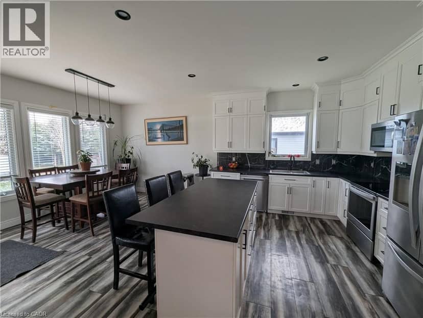38812 VIENNA Street — photo 8 of 22