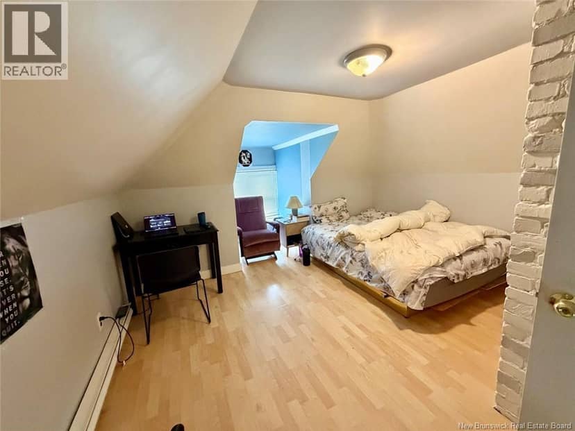 40 McDougall Avenue — photo 12 of 19