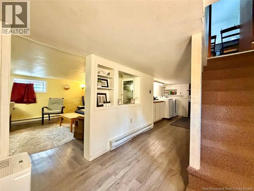 40 McDougall Avenue — photo 14 of 19