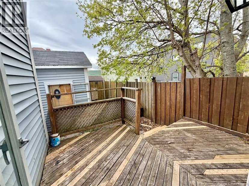 40 McDougall Avenue — photo 16 of 19