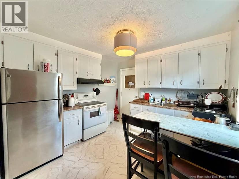 40 McDougall Avenue — photo 3 of 19