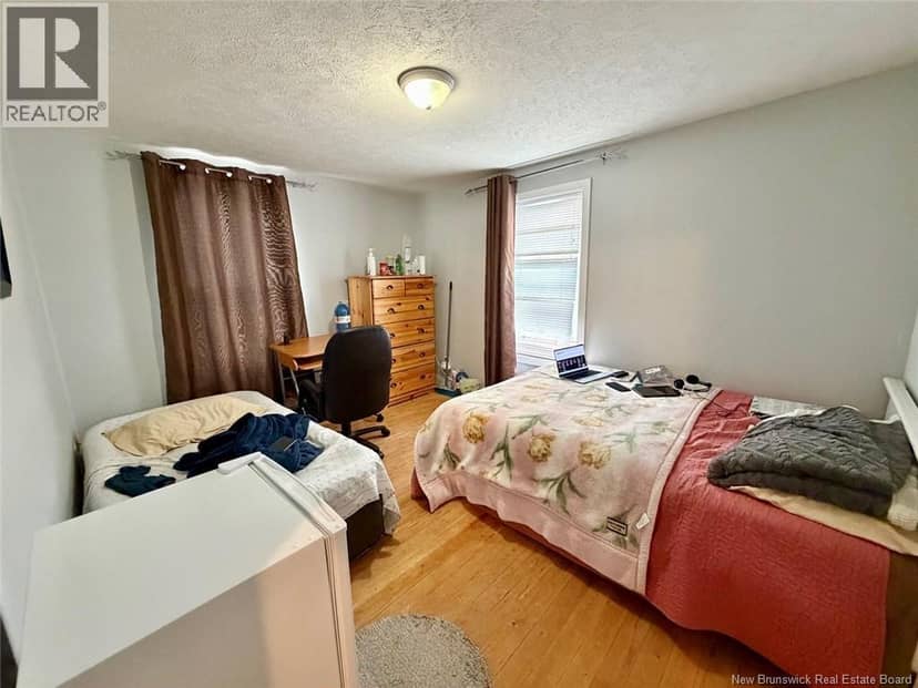 40 McDougall Avenue — photo 9 of 19