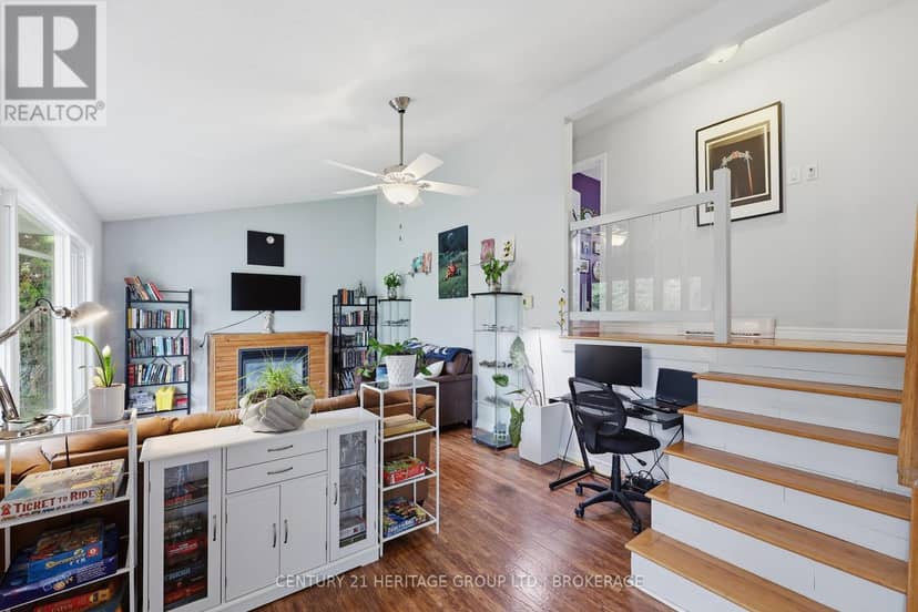 36 Napier Street — photo 16 of 40