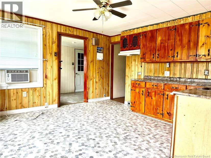 8 Old Harvey Road — photo 3 of 21