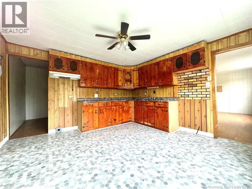 8 Old Harvey Road — photo 4 of 21