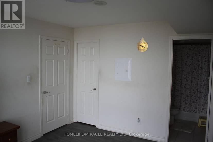 1608 - 88 Grangeway Avenue — photo 16 of 40