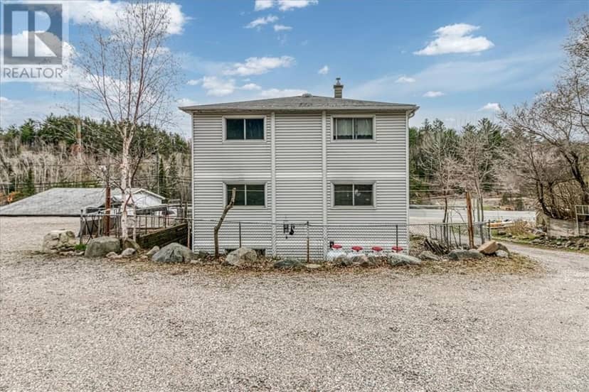 690 Highway 144 — photo 4 of 40