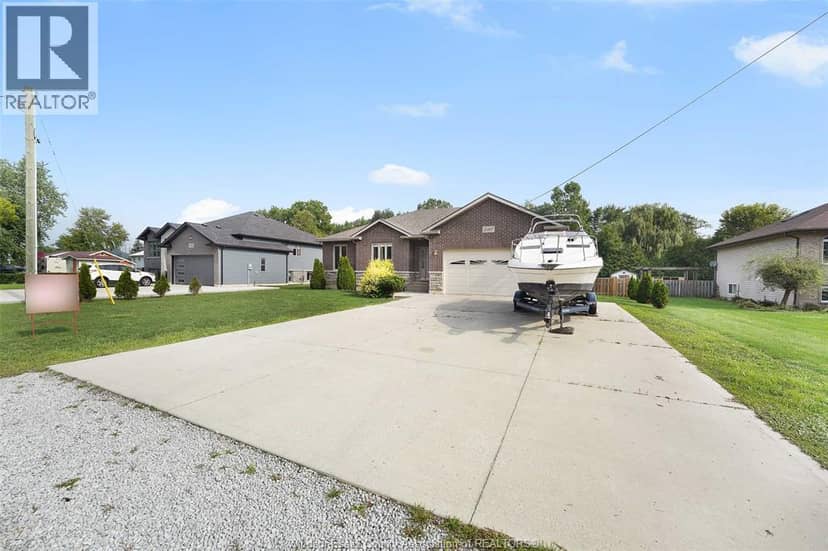 21107 McLean Road, Wheatley, photo 4