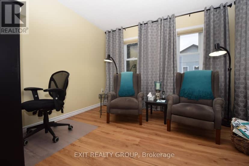 1 Quaker Court — photo 13 of 22