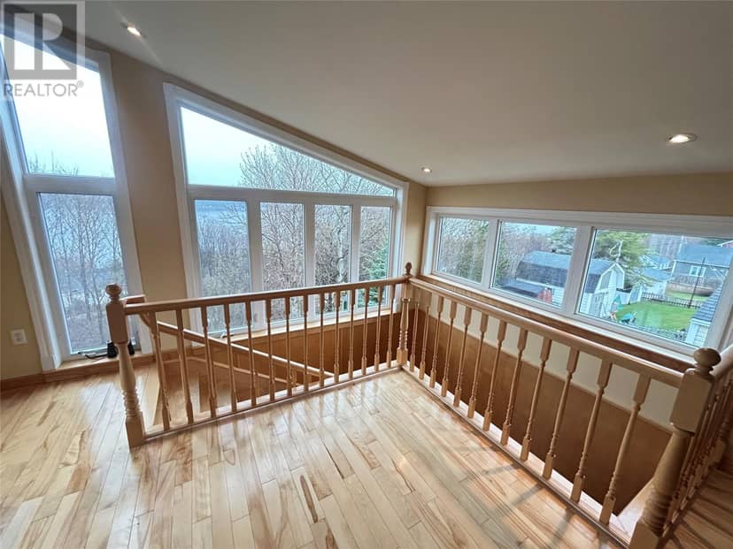 6 Woodcrest Avenue — photo 23 of 40