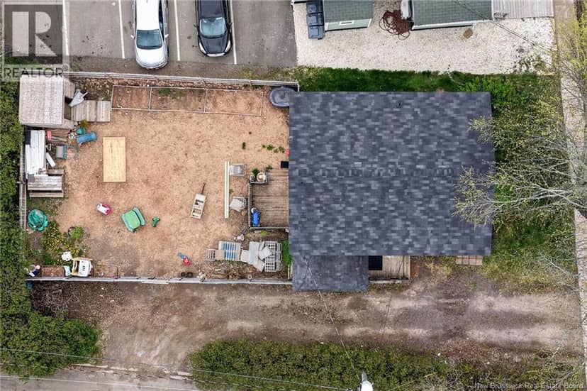 1690 Main Street — photo 4 of 26
