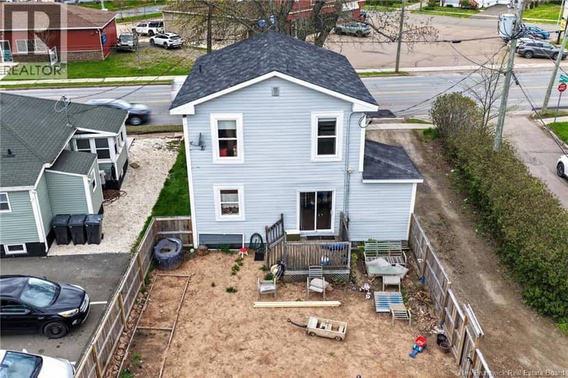1690 Main Street — photo 5 of 26