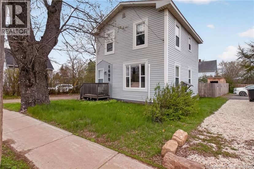 1690 Main Street — photo 2 of 26