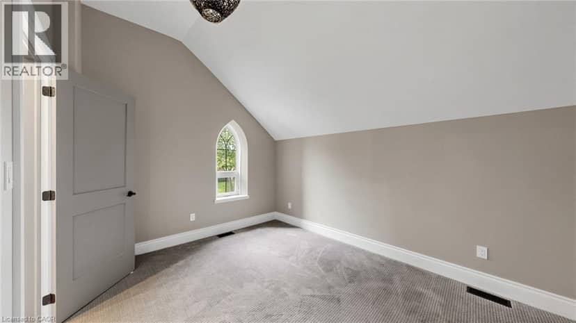 41 TALBOT Road — photo 21 of 38