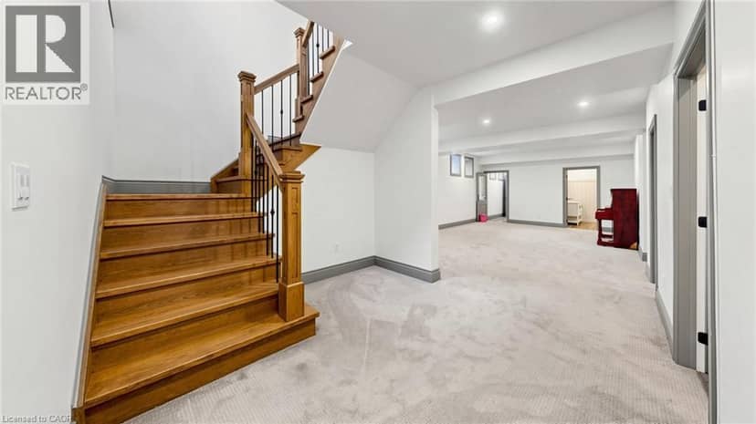 41 TALBOT Road — photo 27 of 38