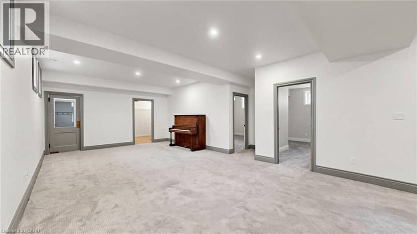 41 TALBOT Road — photo 28 of 38