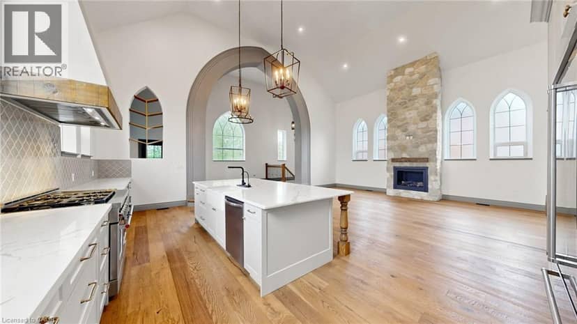 41 TALBOT Road — photo 9 of 38