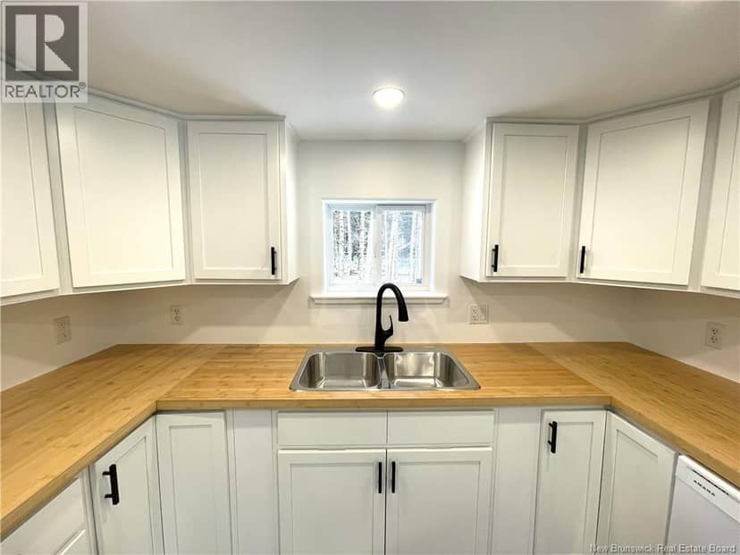 39 L Harkness Road — photo 11 of 40