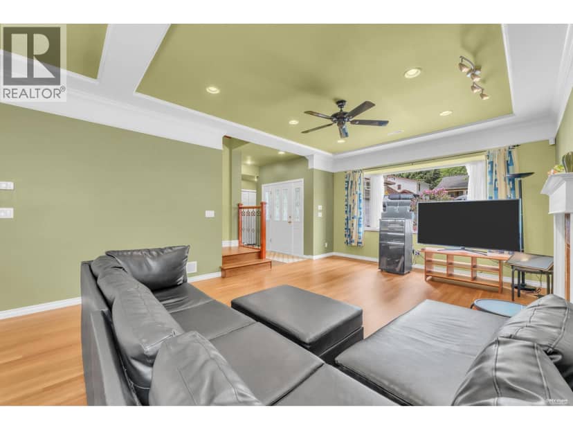 4317 CLIFFMONT ROAD, North Vancouver, photo 3