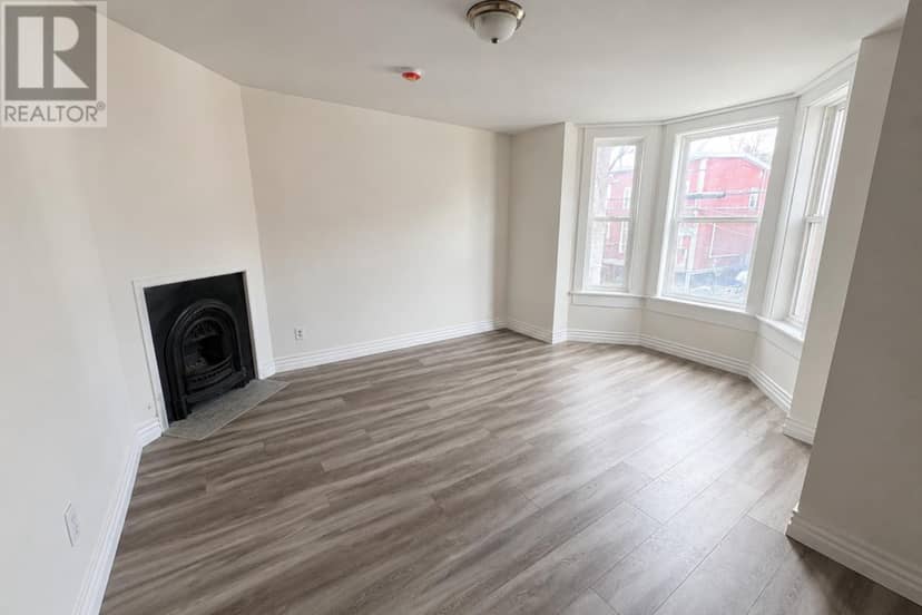 85 Cabot Street — photo 8 of 11