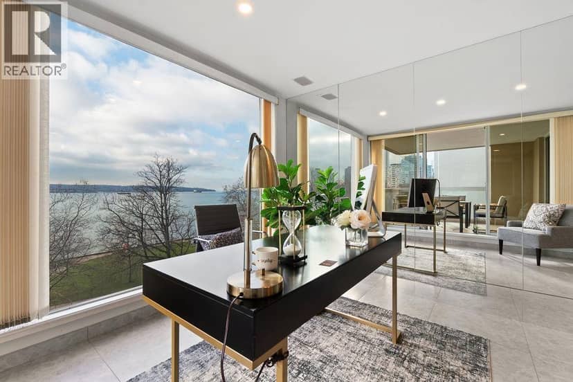 401 2015 BEACH AVENUE, Vancouver, photo 4