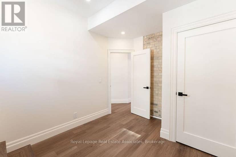 54 / 56 Stewart Street — photo 17 of 40