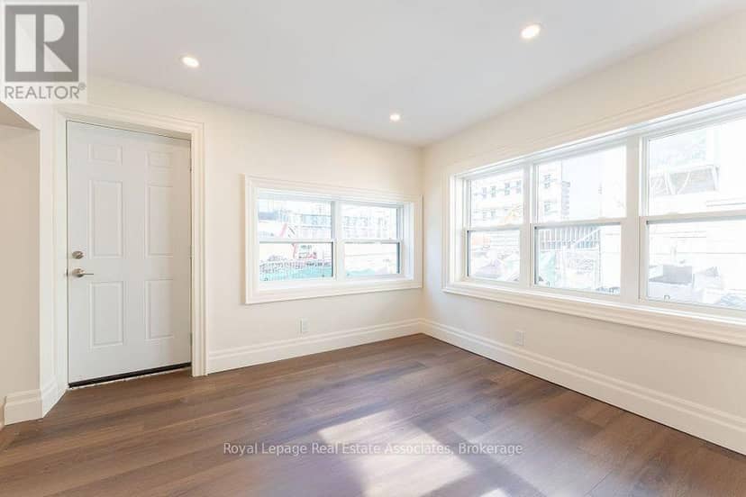 54 / 56 Stewart Street — photo 9 of 40