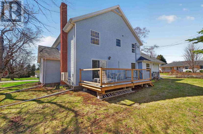 20 Johnson Avenue — photo 38 of 40