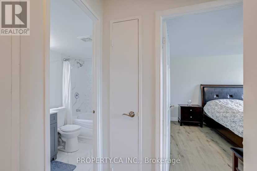 109 - 966 Inverhouse Drive — photo 10 of 40