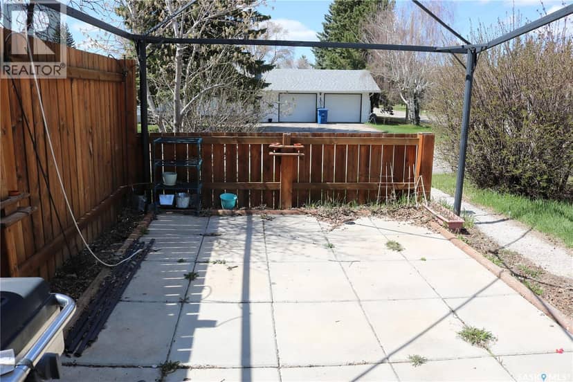 219 Carlton STREET — photo 23 of 25