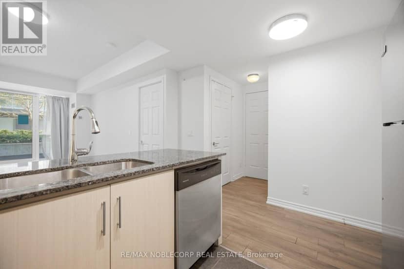 624 - 15 James Finlay Way — photo 12 of 40