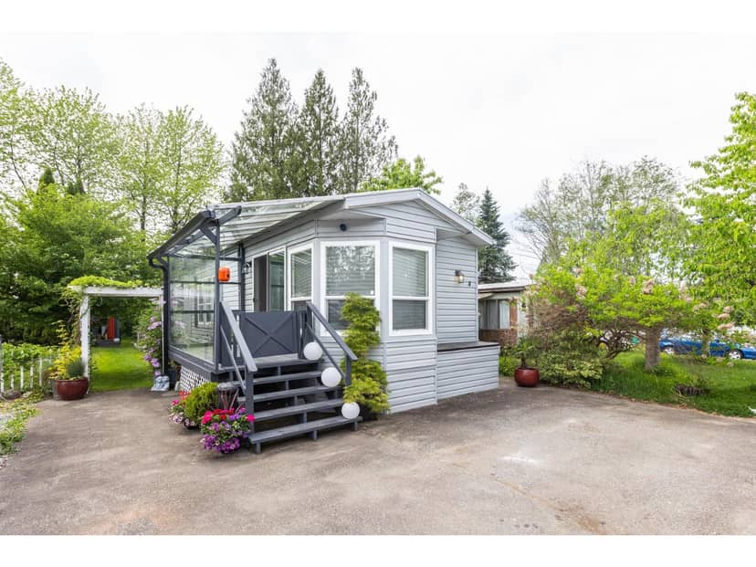 4 23387 70A AVENUE, Langley, photo 2