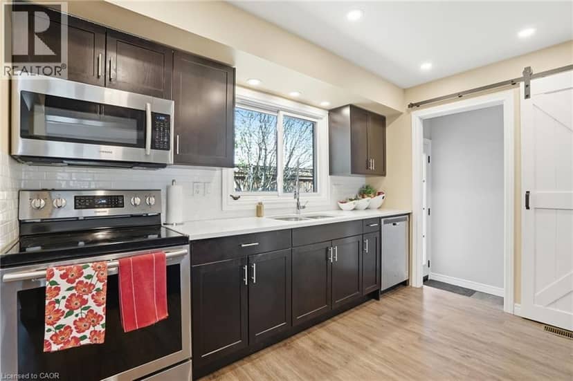 66 PURNELL Drive — photo 13 of 40