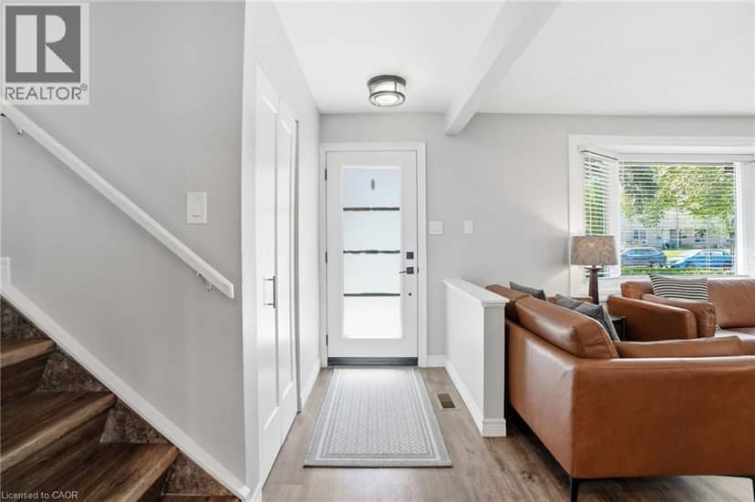 66 PURNELL Drive, Hamilton, photo 4