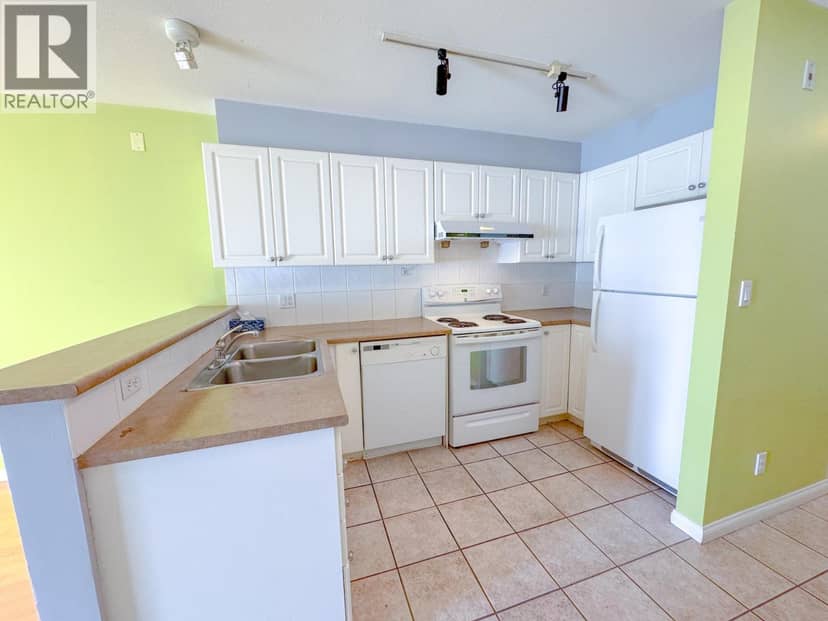 311 5555 VICTORIA DRIVE, Vancouver, photo 5