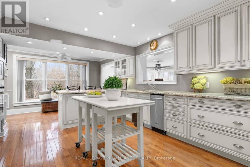 25 Prinyers Cove Crescent — photo 11 of 37