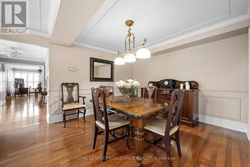 25 Prinyers Cove Crescent, Prince Edward County, photo 8