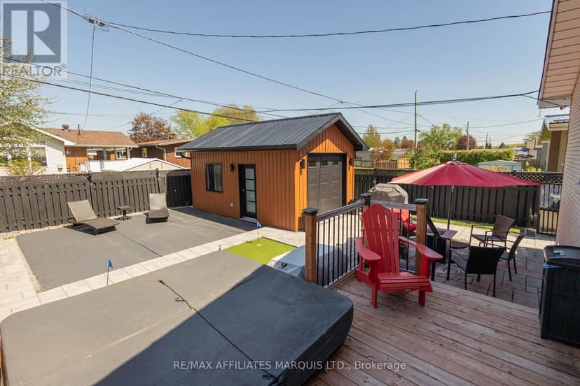 420 Beach Avenue — photo 7 of 40