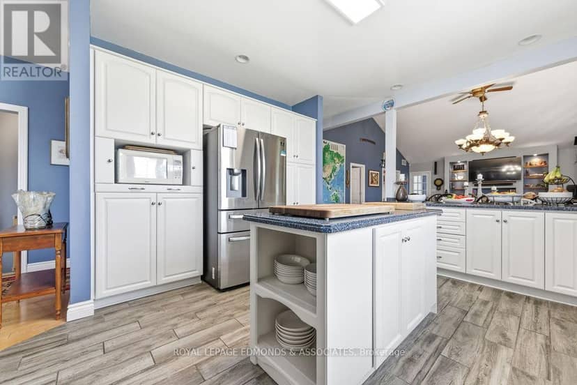 700 Point Church Drive — photo 12 of 40