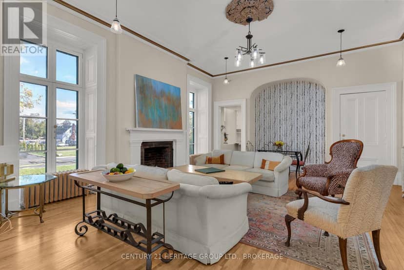 389 King Street — photo 22 of 40