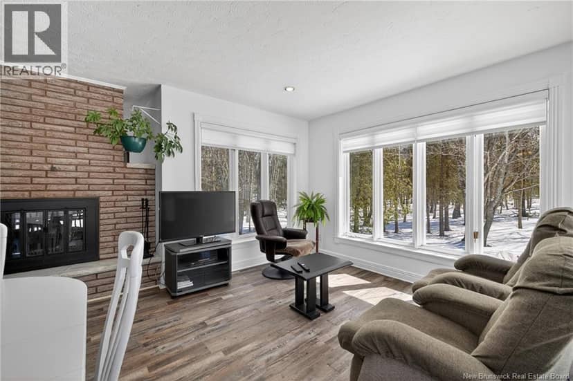 231 rue Delagarde — photo 18 of 40