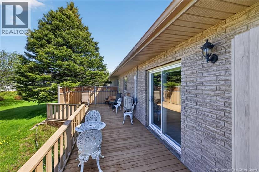 3507 rue de l'Anse — photo 4 of 40