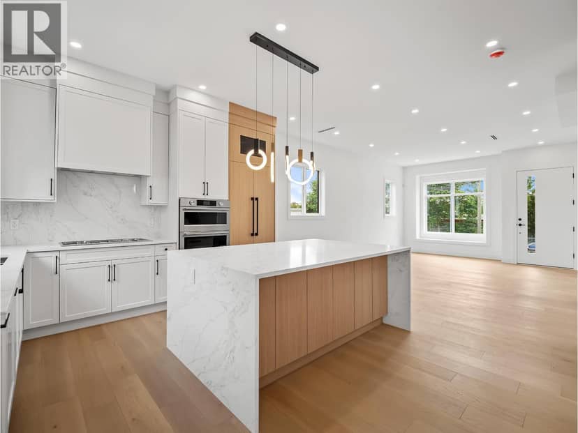 2 6885 AUBREY STREET, Burnaby, photo 5